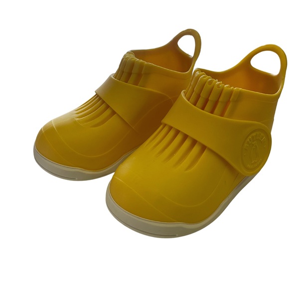 Unisex Kid Butler Rockhopper Over Shoes Yellow Sz 9 rain fall durable waterproof - Picture 1 of 5